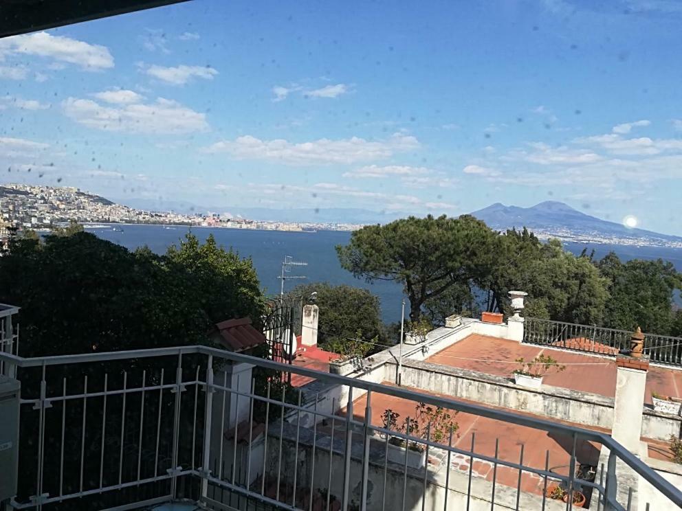 La Casa Di Donatella Ξενοδοχείο Νάπολη Εξωτερικό φωτογραφία