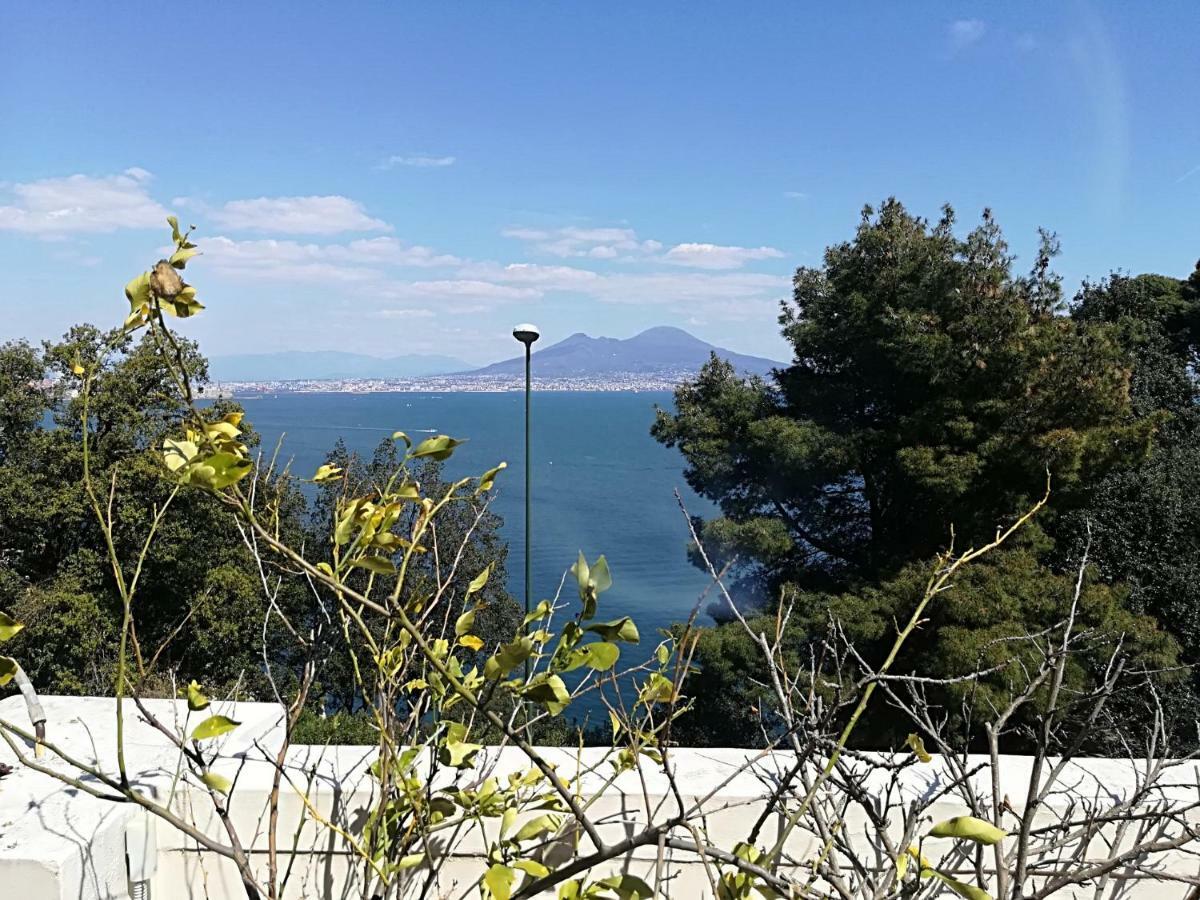La Casa Di Donatella Ξενοδοχείο Νάπολη Εξωτερικό φωτογραφία