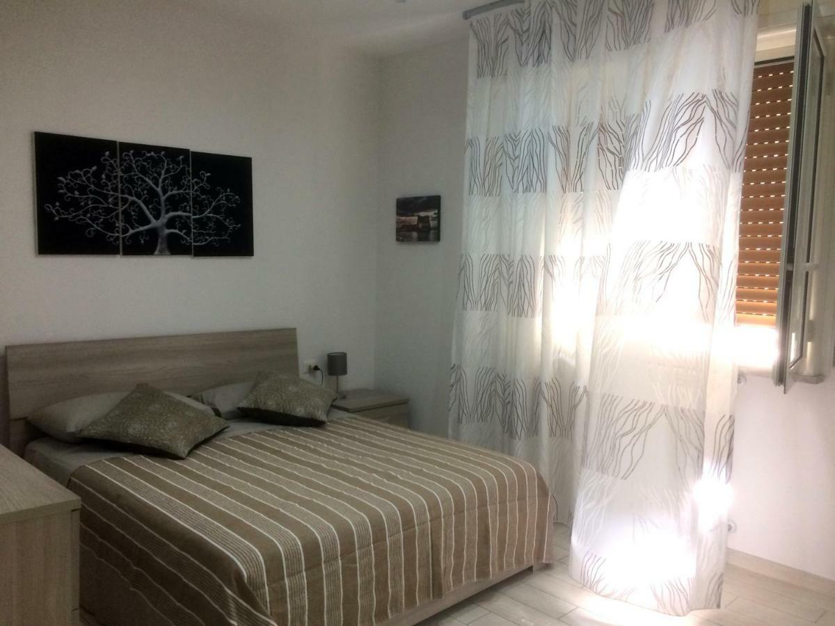 La Casa Di Donatella Ξενοδοχείο Νάπολη Εξωτερικό φωτογραφία
